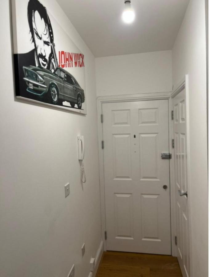 Modern And Stylish 1Bed Flat Apartment Barking  Bagian luar foto